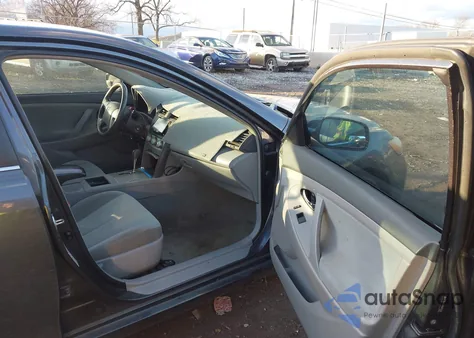 2009 Toyota Camry Le z USA, uszkodzony, nr VIN 4T1BE46K49U878199